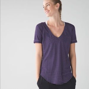 lululemon t-shirt